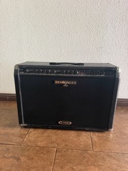 Behringer V-Tone GMX212 Guitar Amp