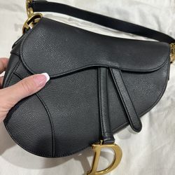  CHRISTIAN DIOR  Grained Calfskin Saddle Bag Black 