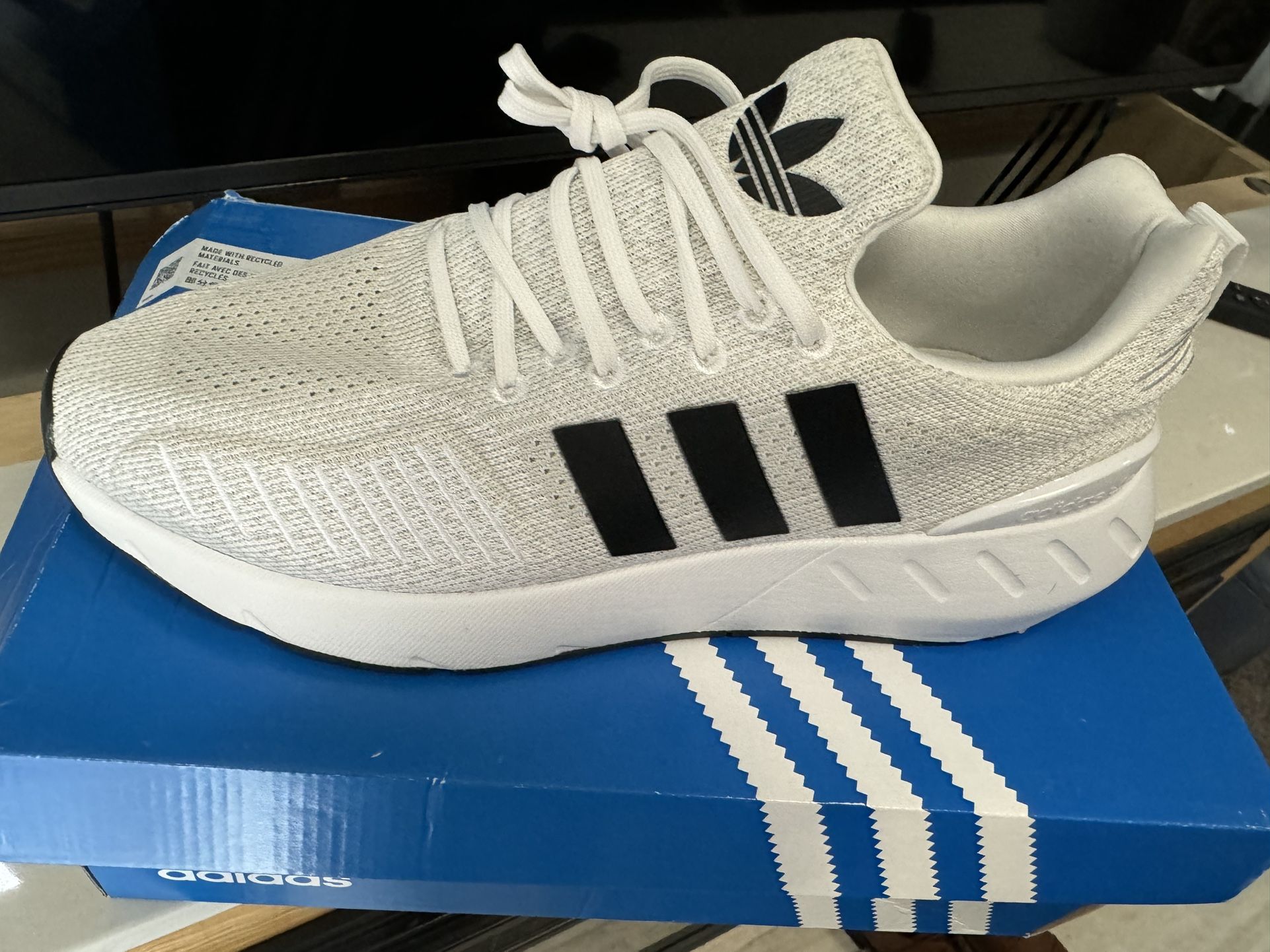 Adidas Swift Run Men's Size 10