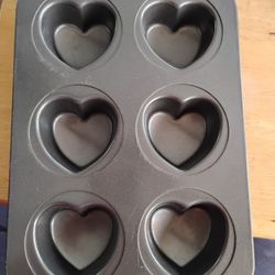 Wilton Heart Shaped Cupcake/Muffin Pan 