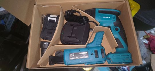 Automatic cordless drywall screw gun kit