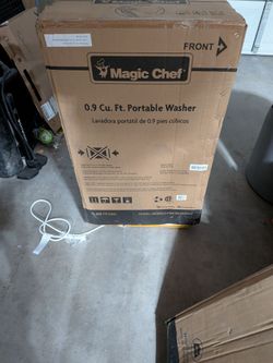 Magic Chef 0.9 cu ft portable washer (43 Ave and Baseline