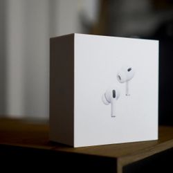 Apple AirPods Gen 2 Pros