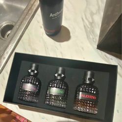 Valentino Perfume 