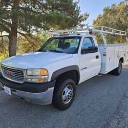 CHEVY GMC SILVERADO/SIERRA 3500 DUALLY, 1 TON, 10 FT. BED, CLEAN TITLE, SMOGGED, 2026 JULY TAGS.