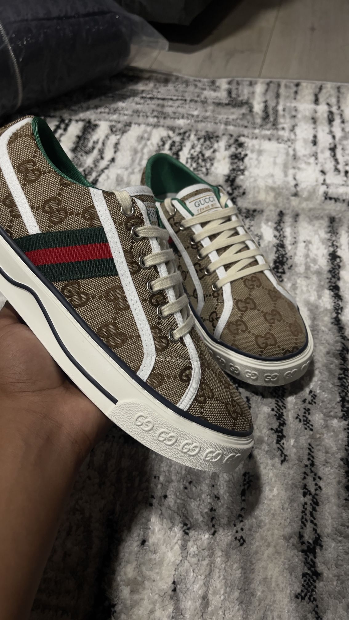 Gucci Size 7