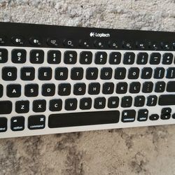 Logitech Easy‑Switch K811 Wireless Bluetooth Keyboard for Mac, iPad, iPhone, Apple TV

