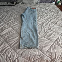 Mens Levi 550 JEANS SIZE 40 Waist 32 Lenth