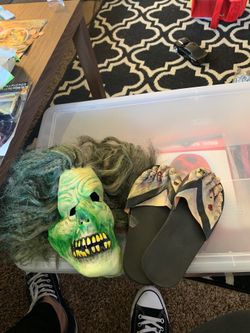 Scary mask and shoes costume / Halloween