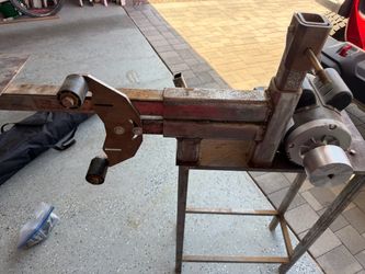 Belt sander