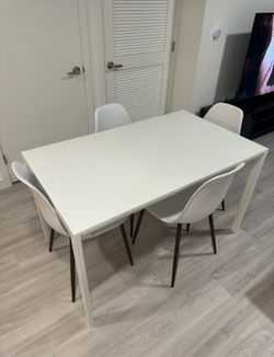 Table (Desk or Dining)