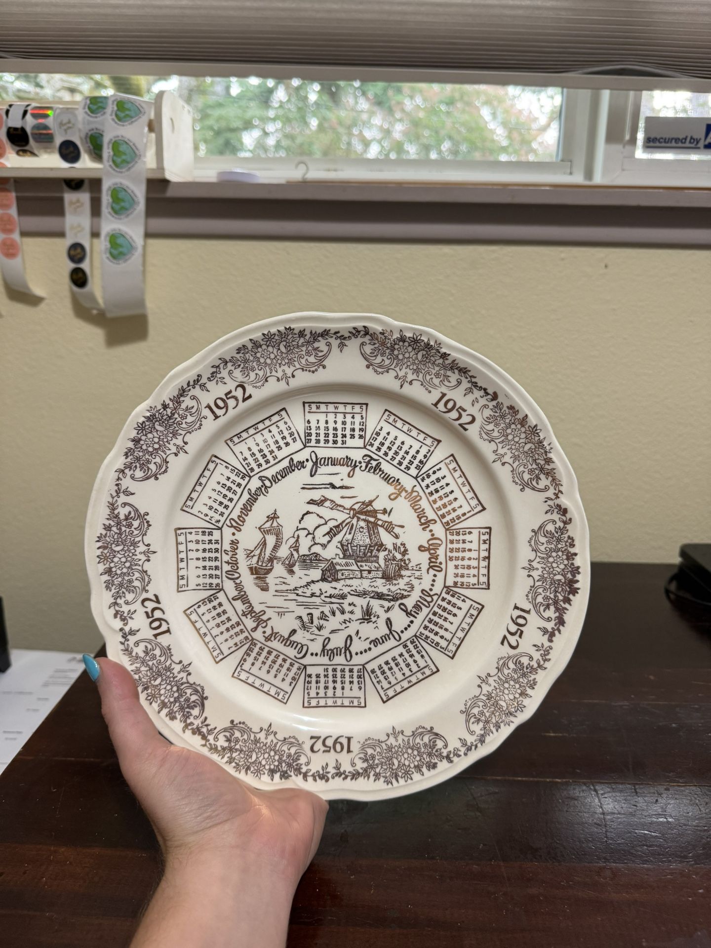 Vintage Calendar Plate 1952 Birth Year Zodiac Design