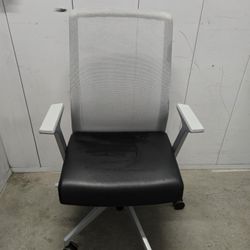 Haworth Very 2017 Ergonomic Task Chair $140 Each