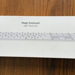 Apple Magic Keyboard with Touch ID and Numeric Keypad