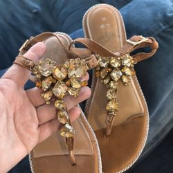 Marco Tozzi embellished flat sandals in a brown/tan color with gold Size 39 Eu/ 9 Us