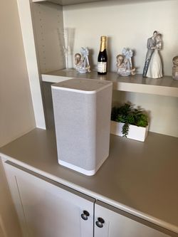 Ultimate Ears Hyperboom - New in Box