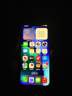 iPhone 16e nave touched