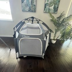 Playpen With Canopy 