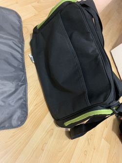 Diaper bag is new .