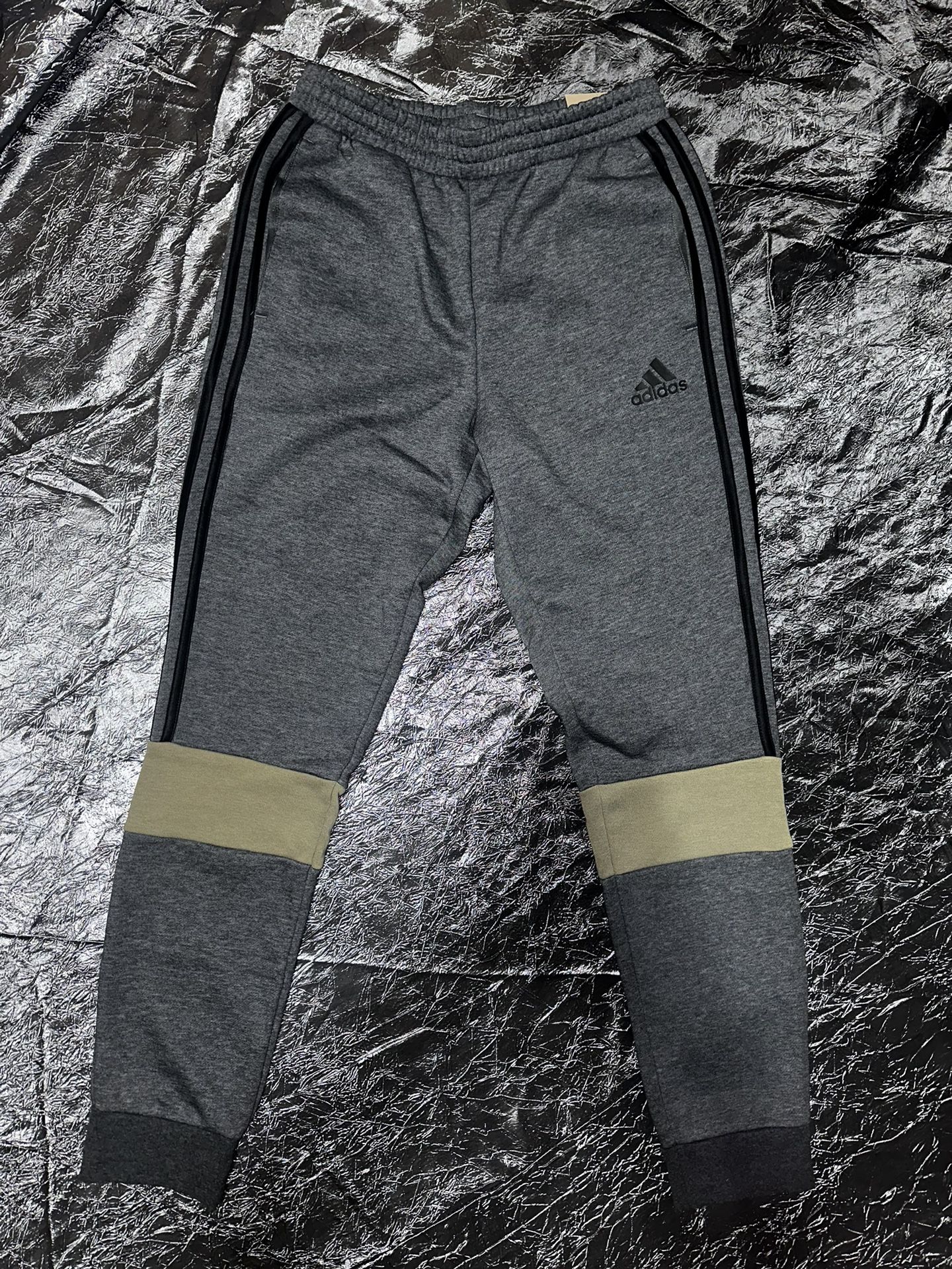 Adidas Men’s Color-Block Jogger Pants