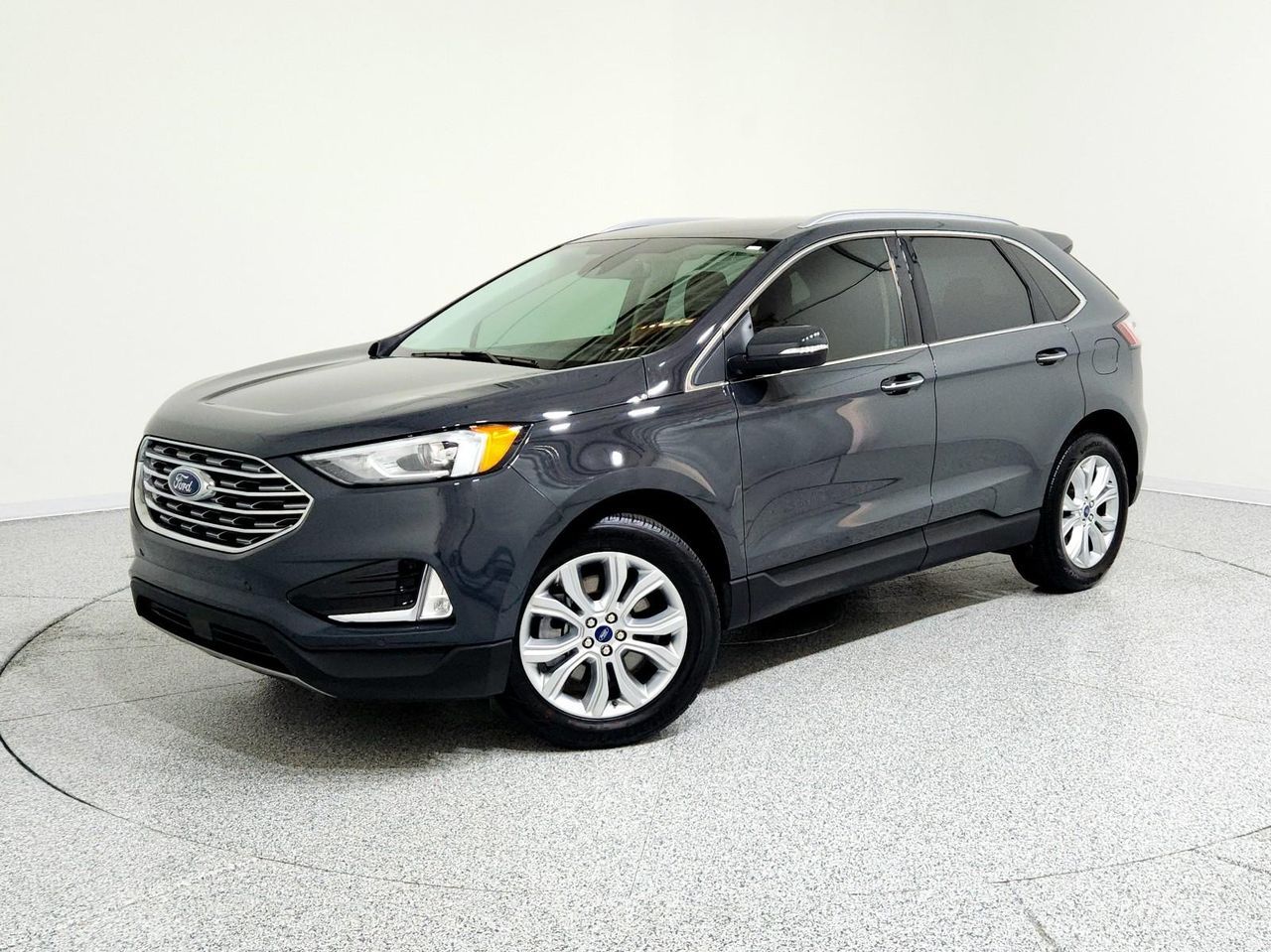 2021 Ford Edge