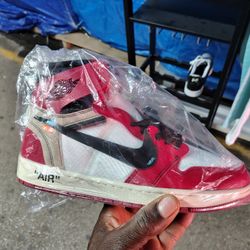 Size 9.5Nike Air Jordan 1 -Off White Chicago 1