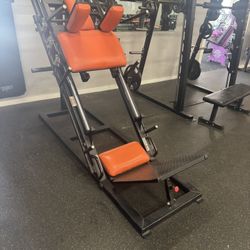 Pro Maxima Hack Squat / Leg Press Combo
