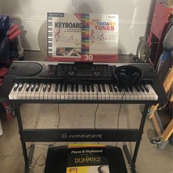 61 Key Electronic Keyboard With Bench, Headphones, Microphone, and 3 Music Books