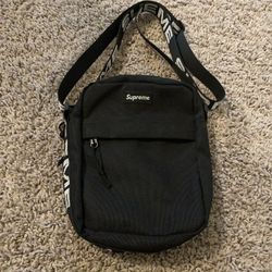 Supreme Shoulder Bag