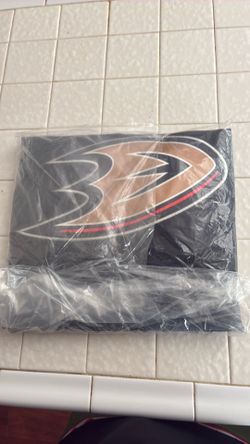 2 XL Ducks Fanatics Jersey New