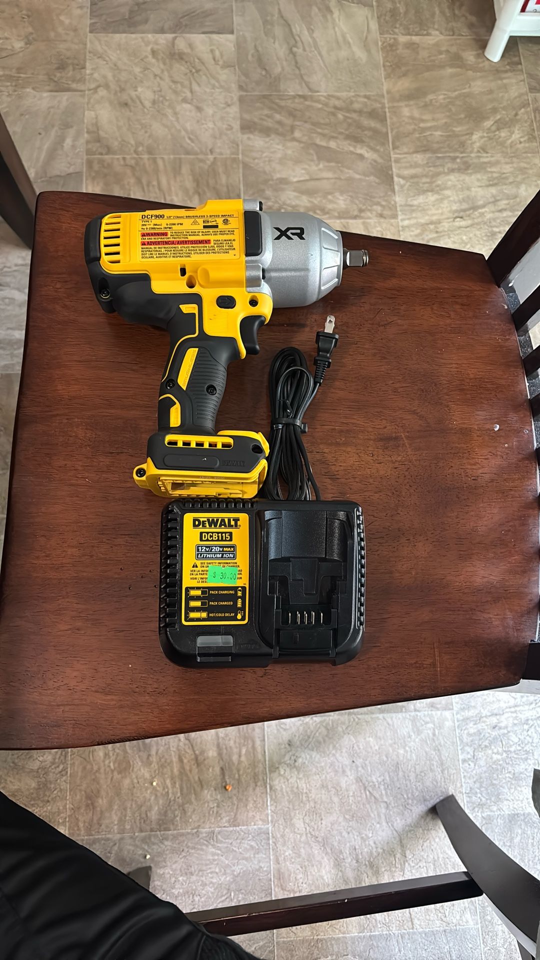DeWALT