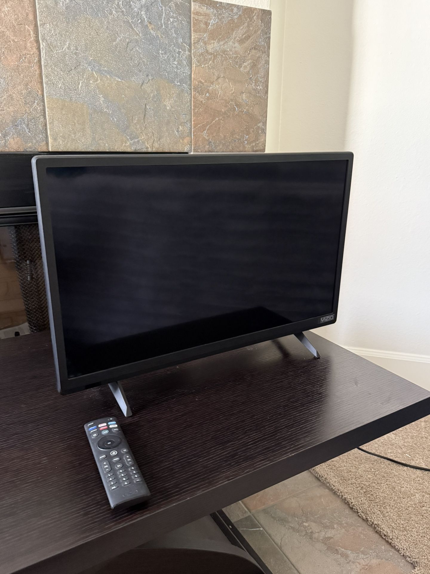 Vizio Smart TV - 24”