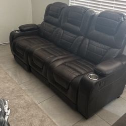 Reclinning Sofa