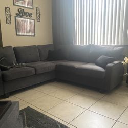 Grey Sectional Couch Like new****