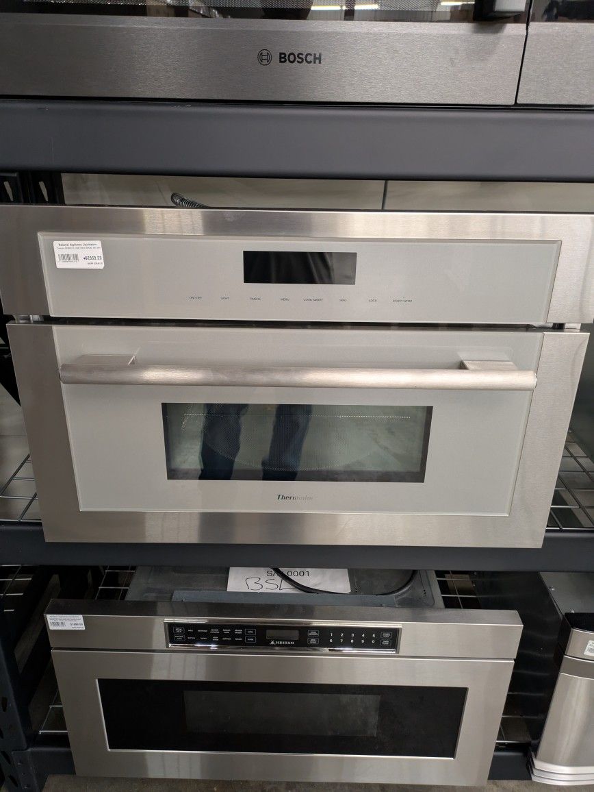Thermador Masterpiece Series MC30WS
30 Inch Single Speed Electric Wall Oven 
