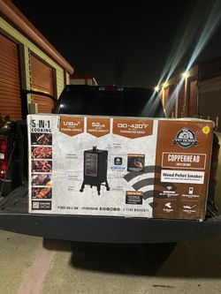 Pit Boss 1300 Connected Pellet Smoker Copperhead - Onyx Edition with Wi-Fi®