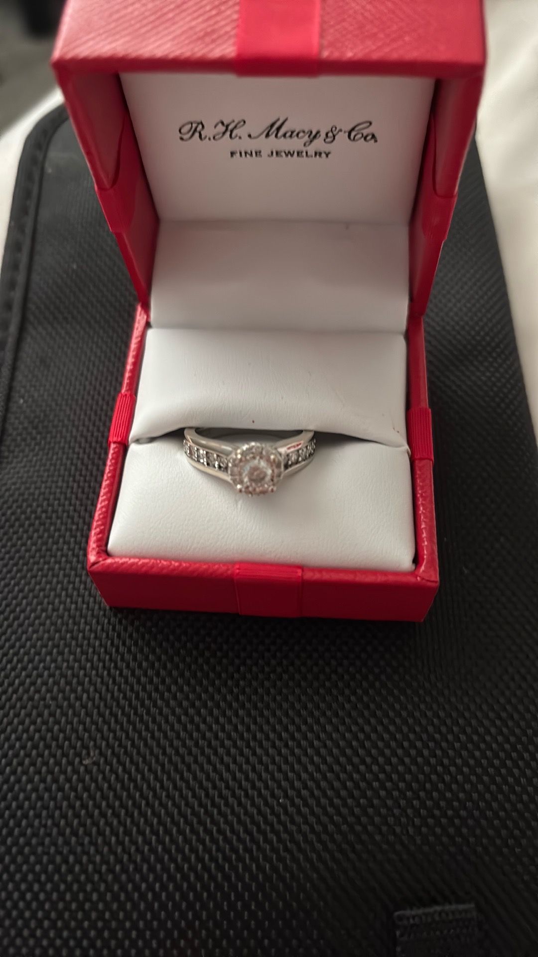 14k white gold diamond ring size 6