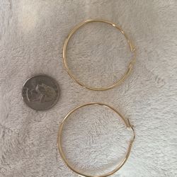 14k Yellow Gold Hoop Earrings