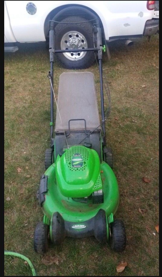 Self Propelled Lawn Mower 