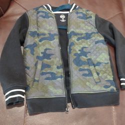 WONDER NATION Boy’s Quilted camouflage fleece lined JACKET And Hoodie Size (8)