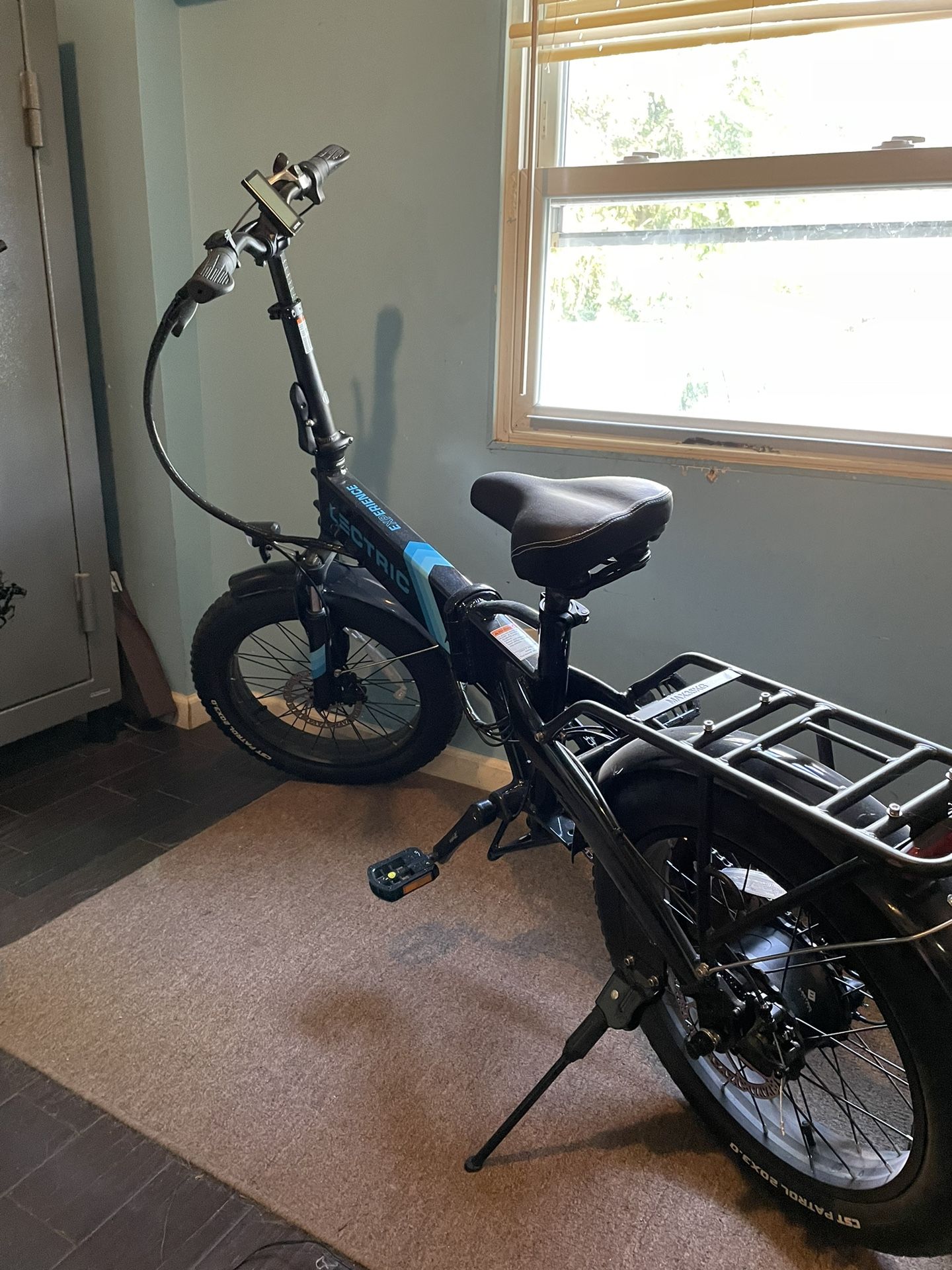 Brand New E-bike Road Once Lectric3.0 (contact info removed) Kevin