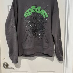 Green worldwide spider hoodie 