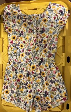 Girls  Cute Old Navy Romper 