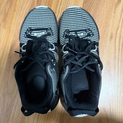 Nike, Lebron Witness, Black , 8.5 men