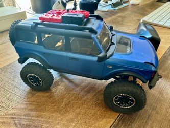 Axial scx24 bronco modded