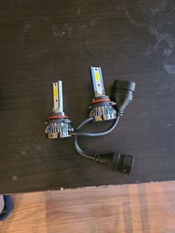 SPECIAL SALE Brand new 9005 mini led bulbs .