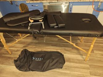 Siera 28x72 massage table and accessories