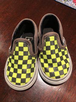 Toddler vans size 4