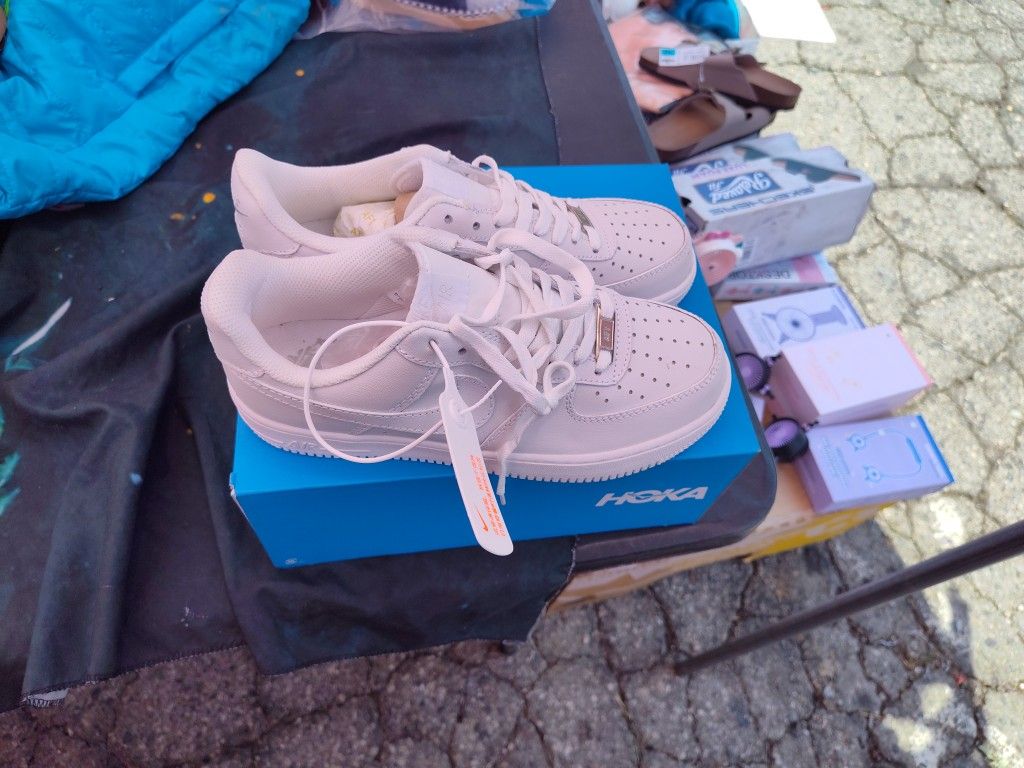 Nike Sho S 