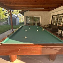 Russian Pyramid Billiard Table